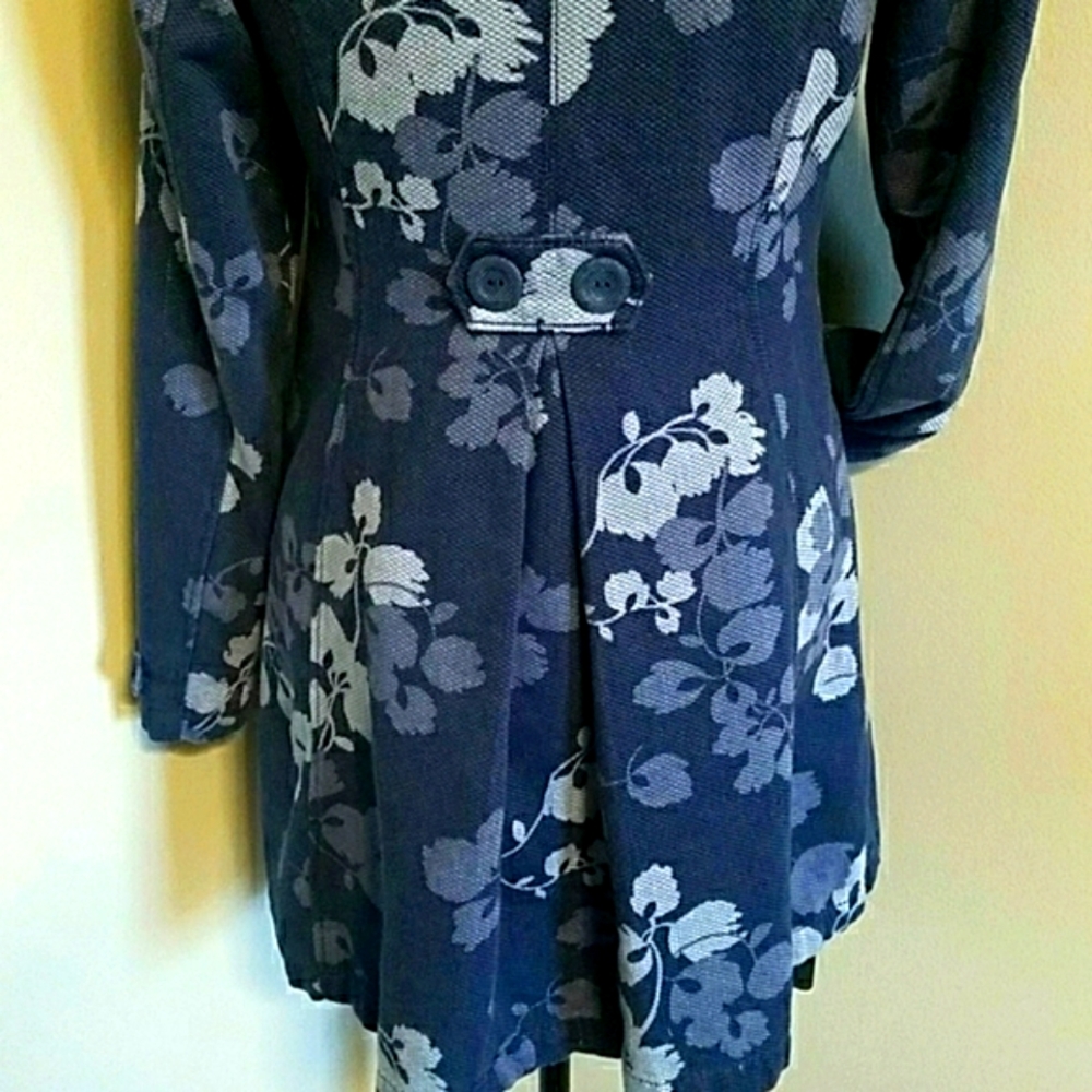Jacket - Picture 2 of 2